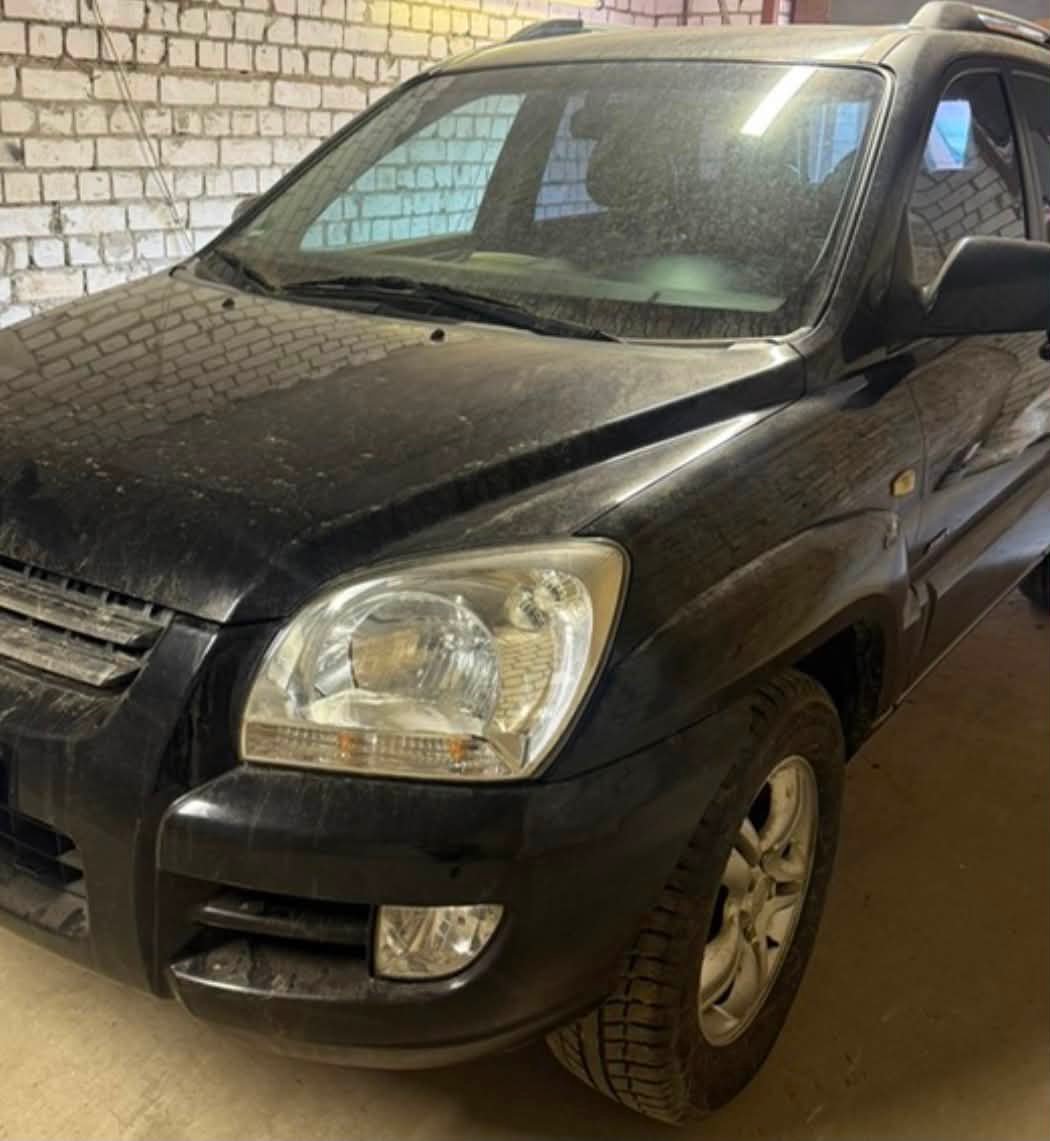 Service members' vehicle for which repair funds are being raised